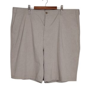 NWT Ben Hogan Khaki Performance Stretch Flat Front Classic Athletic Golf Shorts